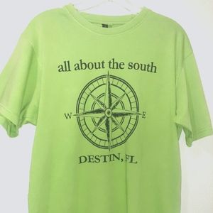 Womens t shirt sz SMALL